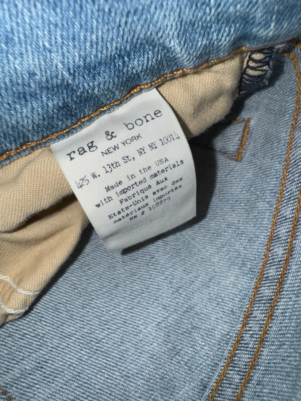 rag & bone Distressed Light Blue Denim “Dre Capris” Jeans size 27‎